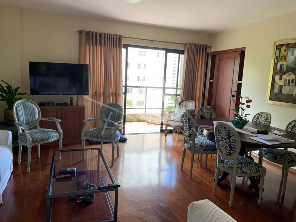 Apartamento à venda com 3 quartos, 137m² - Foto 2