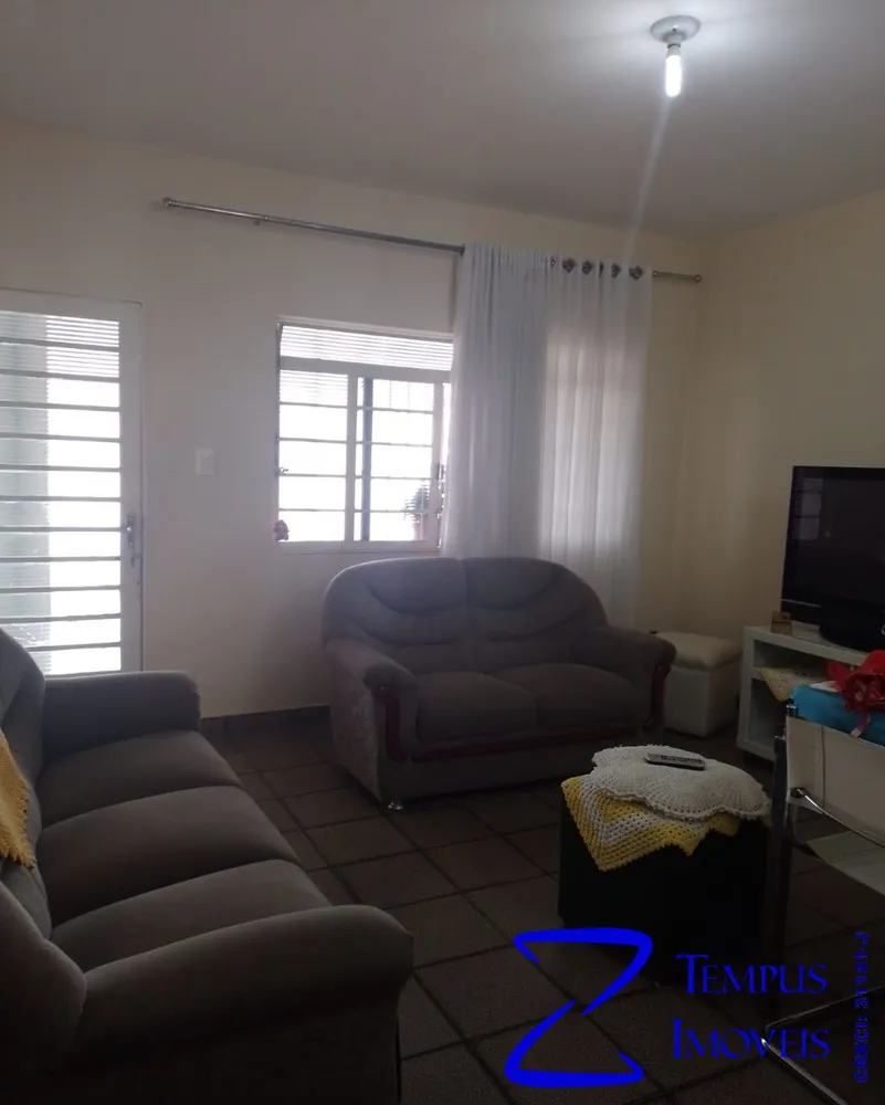 Casa, 3 quartos, 159 m² - Foto 2