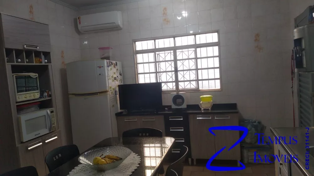 Casa à venda com 4 quartos, 171m² - Foto 19