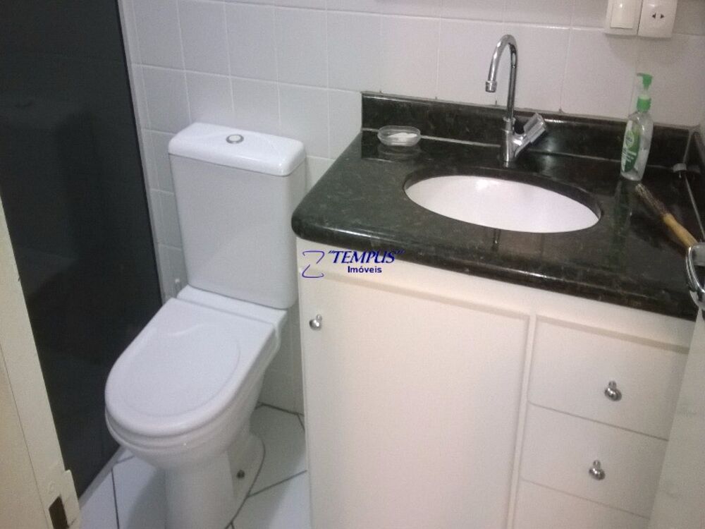 Apartamento à venda com 2 quartos, 69m² - Foto 11
