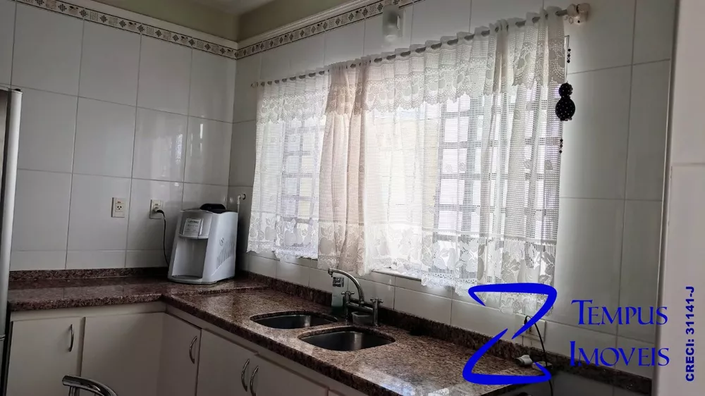 Sobrado à venda e aluguel com 4 quartos, 270m² - Foto 2