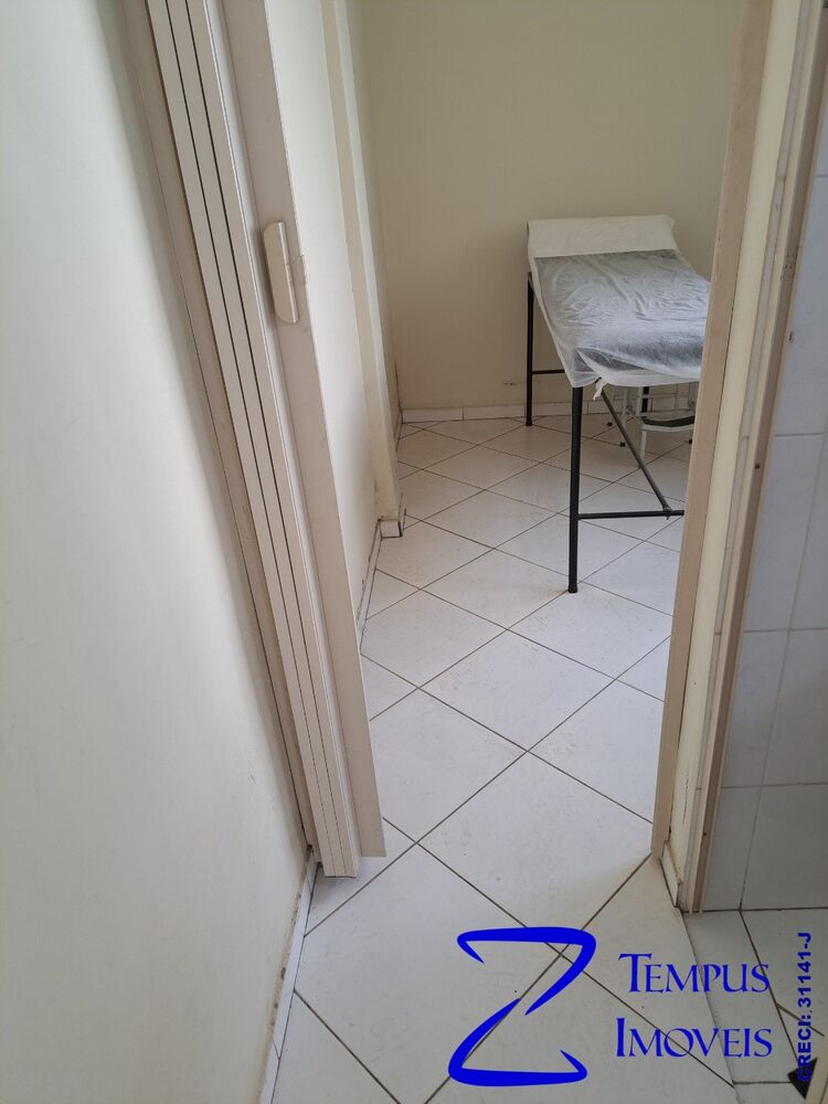 Prédio Inteiro para alugar, 250m² - Foto 2