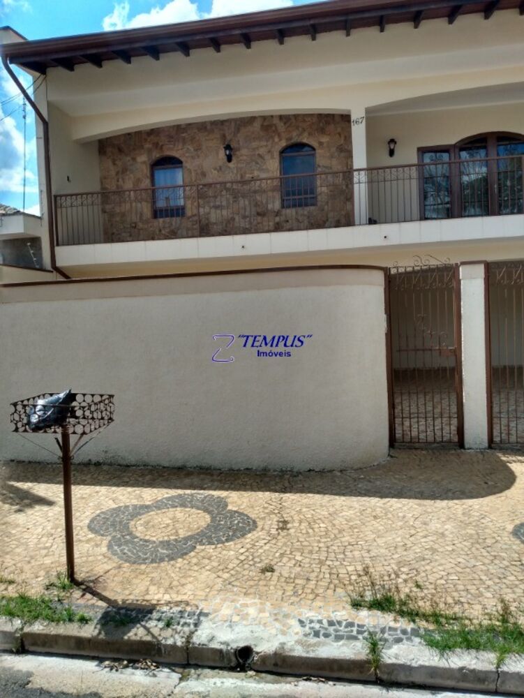 Sobrado, 5 quartos, 385 m² - Foto 1