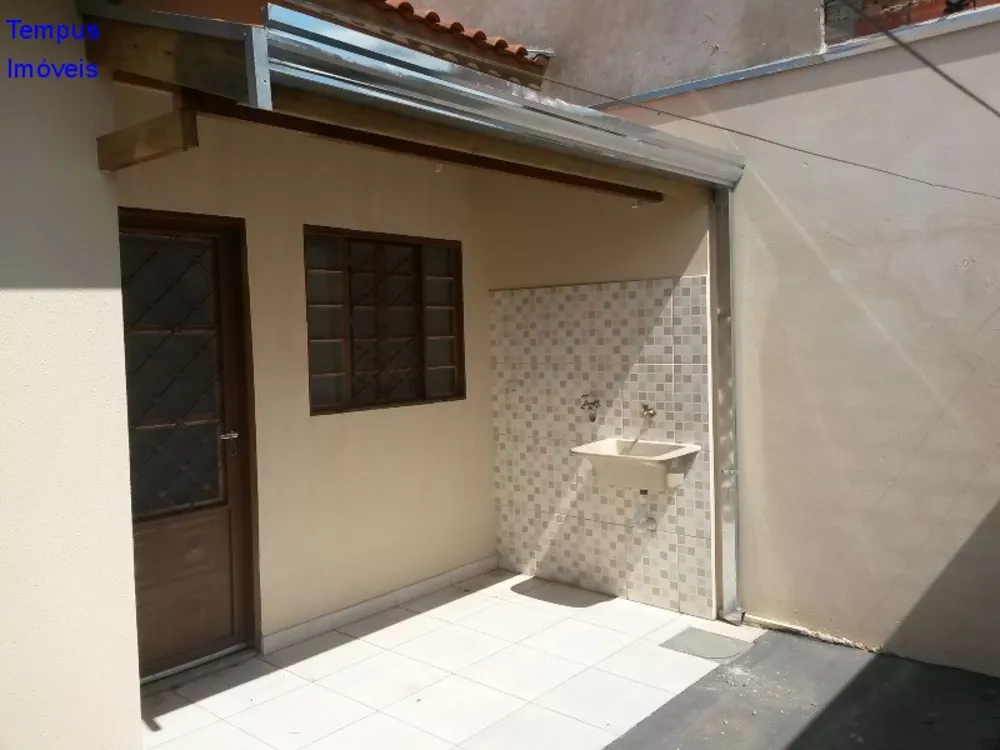 Casa à venda com 2 quartos, 120m² - Foto 9