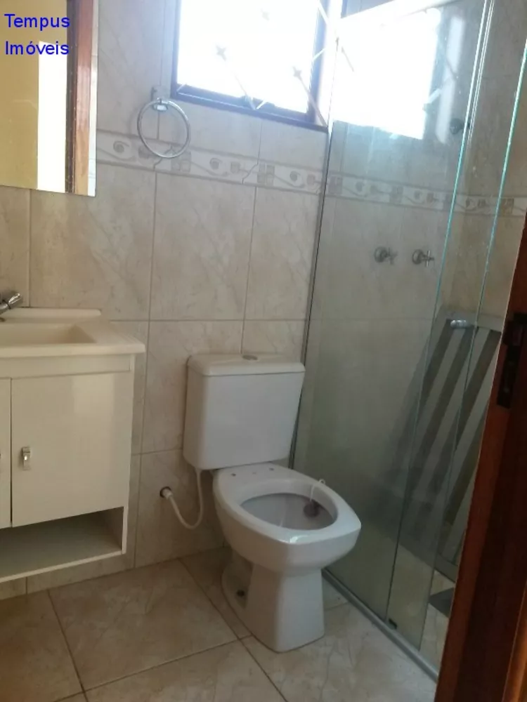 Casa à venda com 2 quartos, 120m² - Foto 13