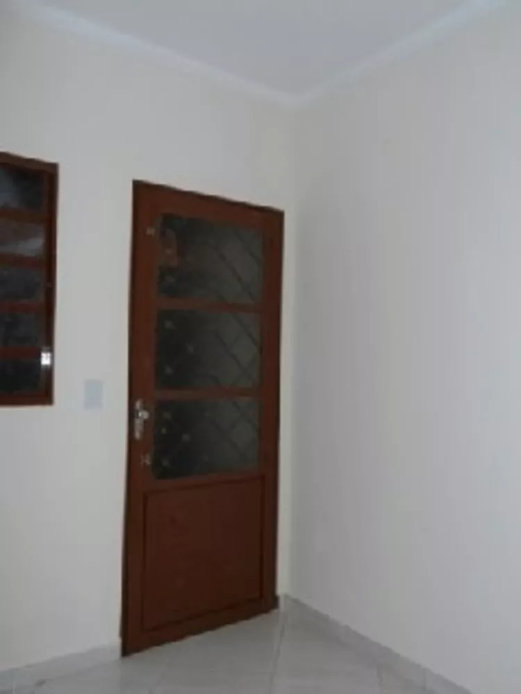 Casa à venda com 2 quartos, 120m² - Foto 5