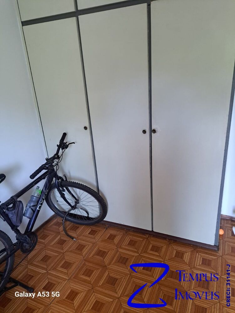 Apartamento à venda com 2 quartos, 75m² - Foto 3