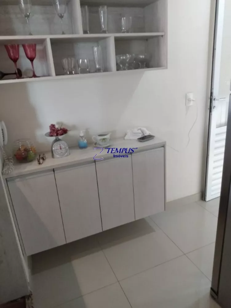 Apartamento para alugar com 3 quartos, 83m² - Foto 8