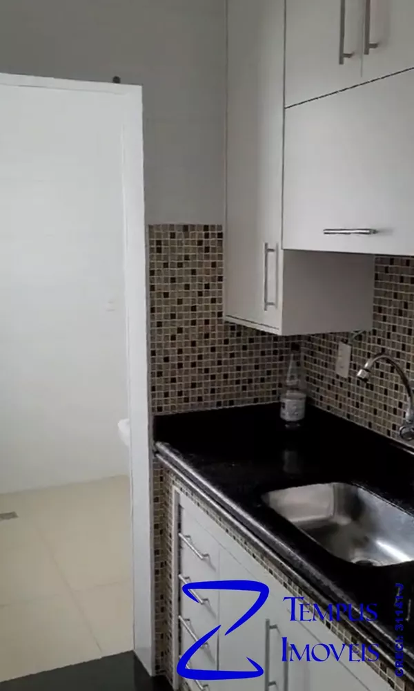 Apartamento à venda com 3 quartos, 95m² - Foto 5