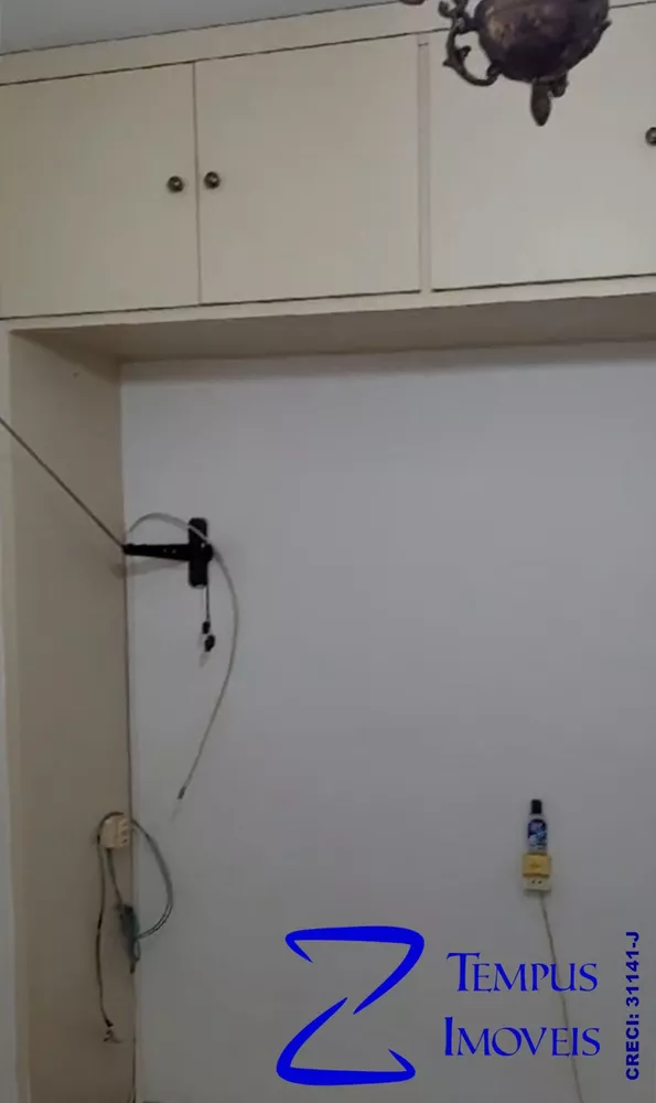 Apartamento à venda com 3 quartos, 95m² - Foto 9