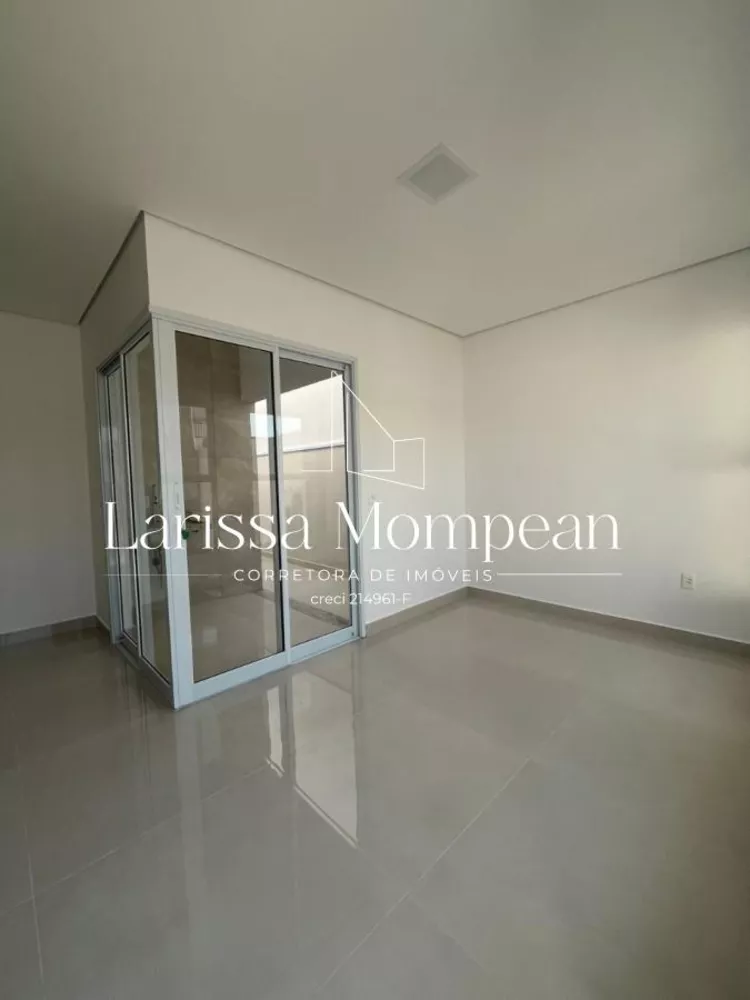 Casa à venda com 3 quartos, 151m² - Foto 4