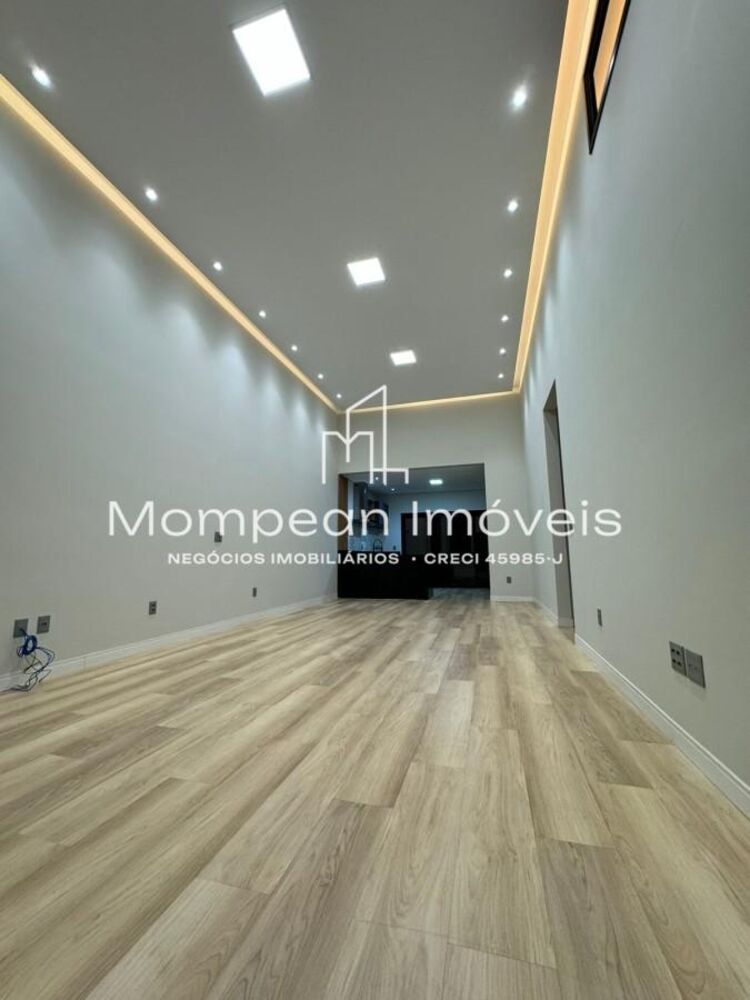 Casa de Condomínio para alugar com 3 quartos, 280m² - Foto 2