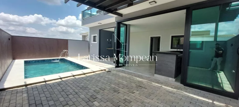 Casa de Condomínio à venda com 3 quartos, 260m² - Foto 2