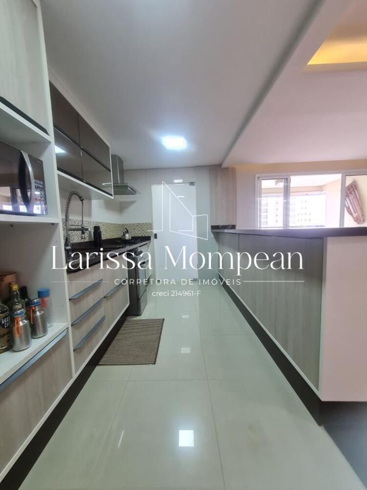 Apartamento à venda com 3 quartos, 131m² - Foto 4