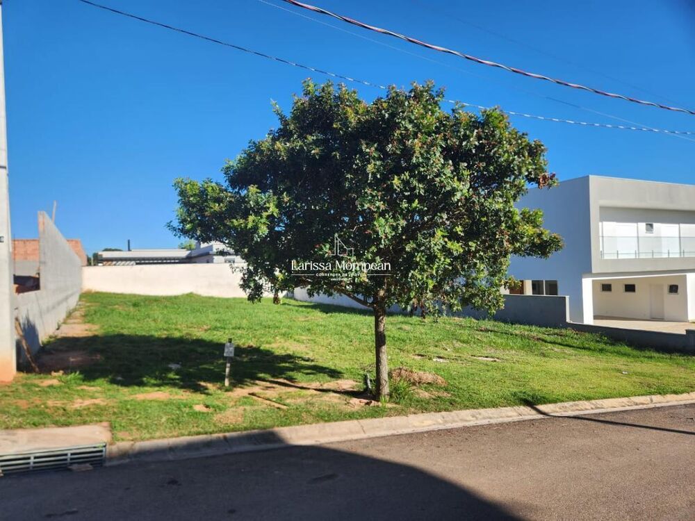 Terreno à venda, 800m² - Foto 1