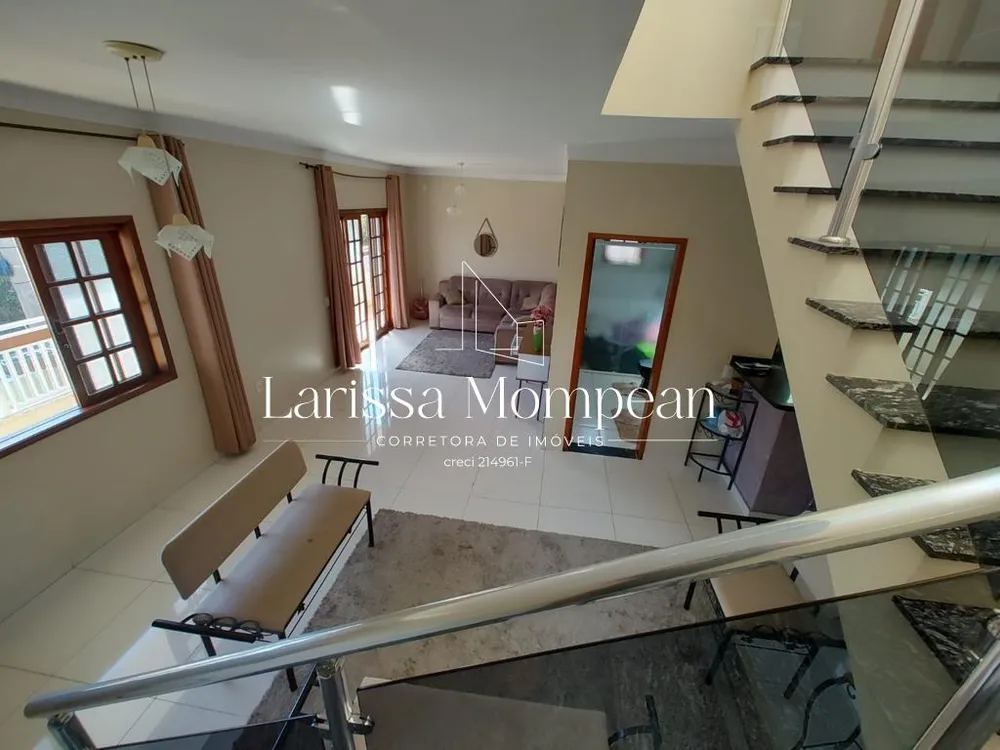 Casa, 3 quartos, 261 m² - Foto 2