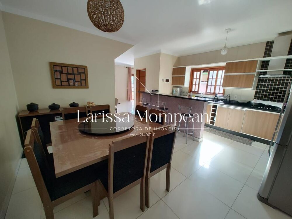 Casa, 3 quartos, 261 m² - Foto 4