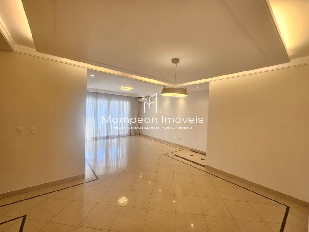 Apartamento à venda com 3 quartos, 150m² - Foto 1