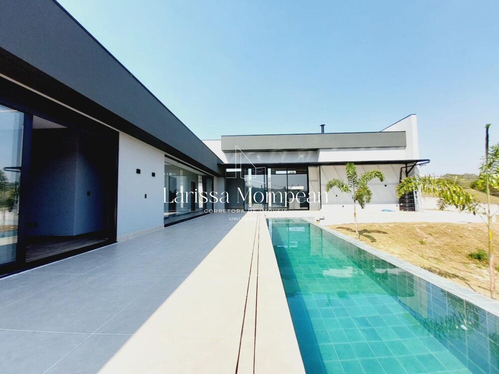 Casa de Condomínio à venda com 4 quartos, 1024m² - Foto 2