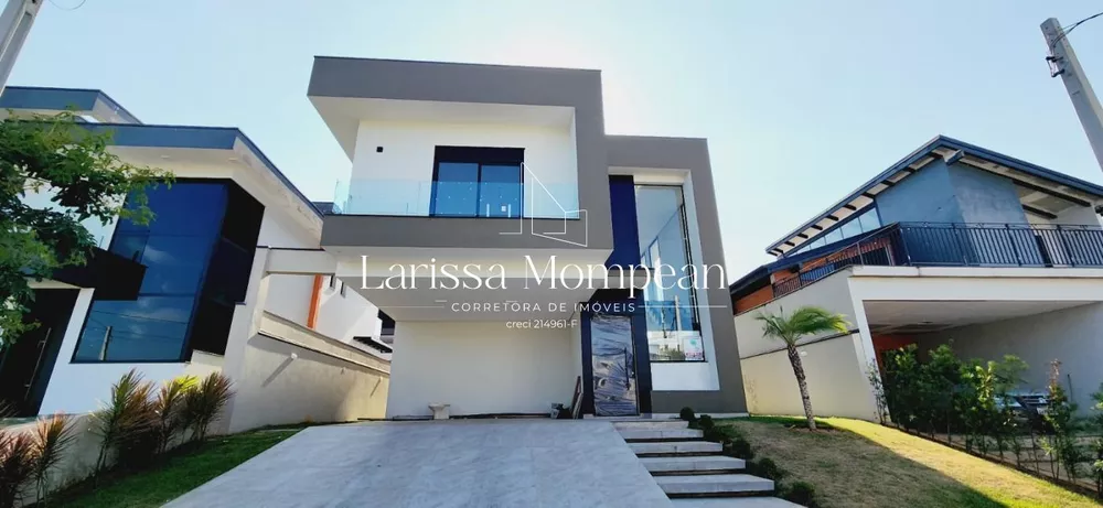 Casa de Condomínio à venda com 3 quartos, 300m² - Foto 1