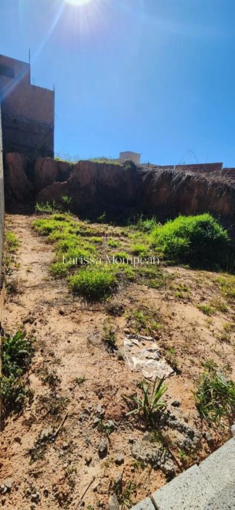 Terreno, 180 m² - Foto 1