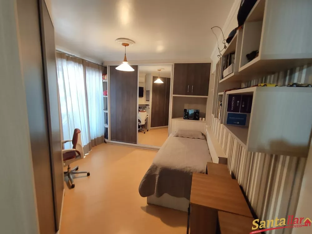 Apartamento à venda com 3 quartos, 143m² - Foto 17