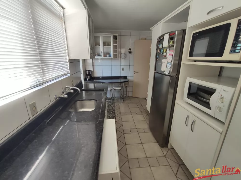 Apartamento à venda com 3 quartos, 143m² - Foto 12