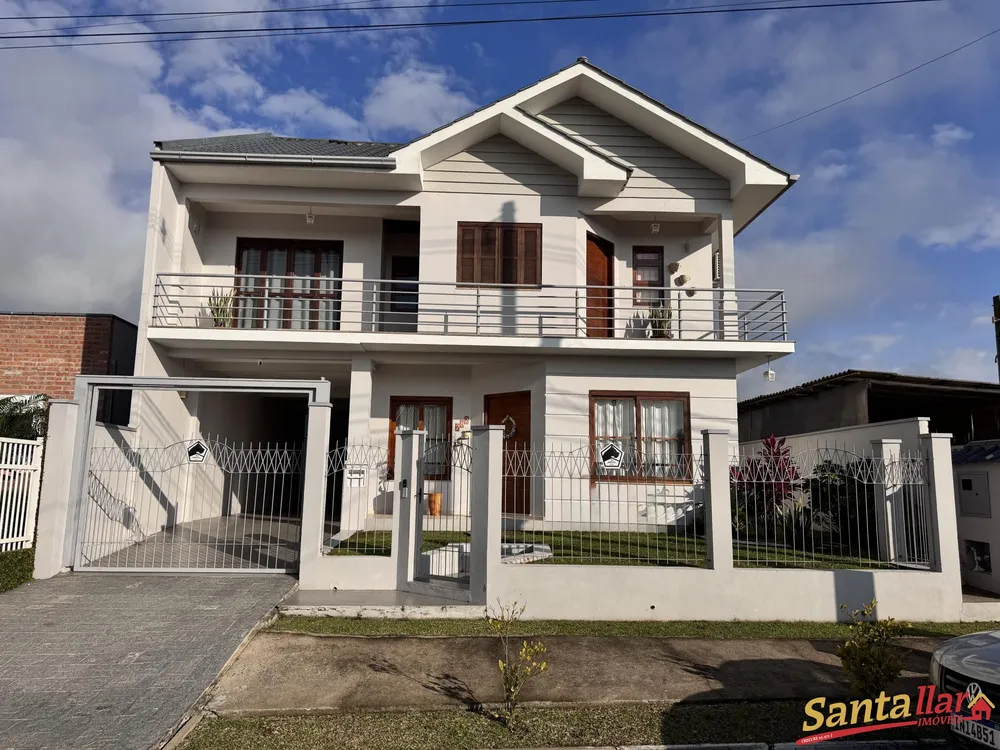 Casa, 3 quartos, 240 m² - Foto 1