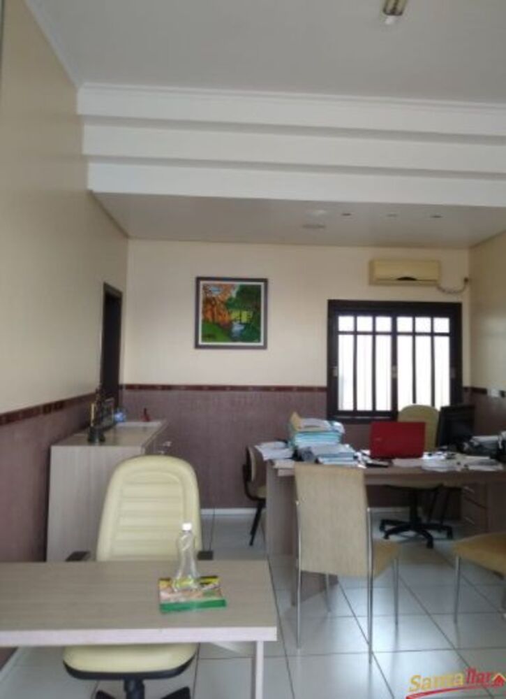 Casa, 3 quartos, 282 m² - Foto 2