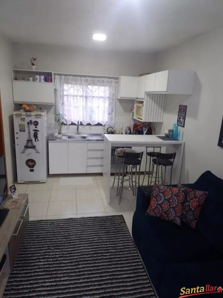 Casa à venda com 2 quartos, 50m² - Foto 3