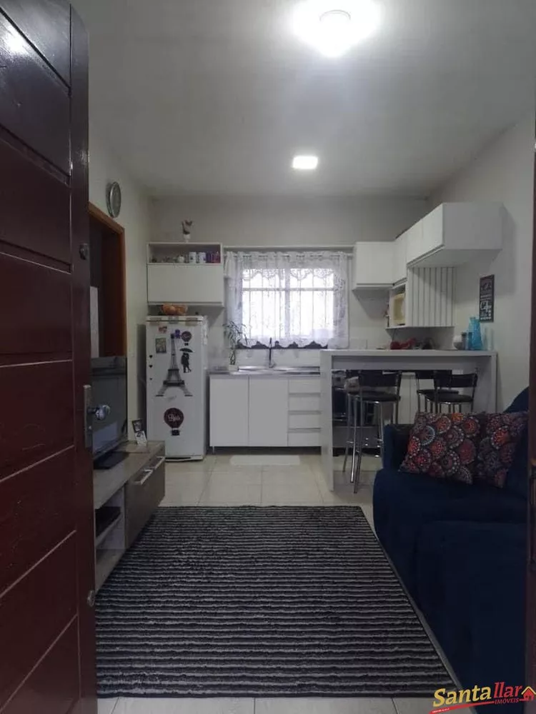 Casa à venda com 2 quartos, 50m² - Foto 4