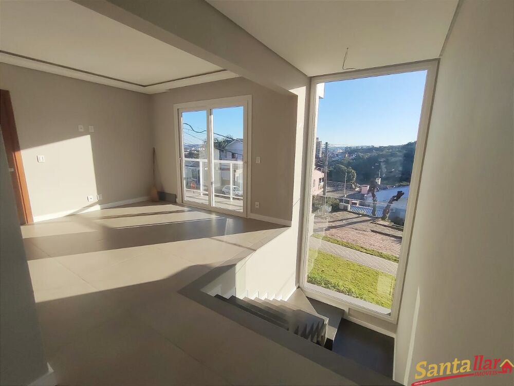 Casa à venda com 3 quartos, 207m² - Foto 3