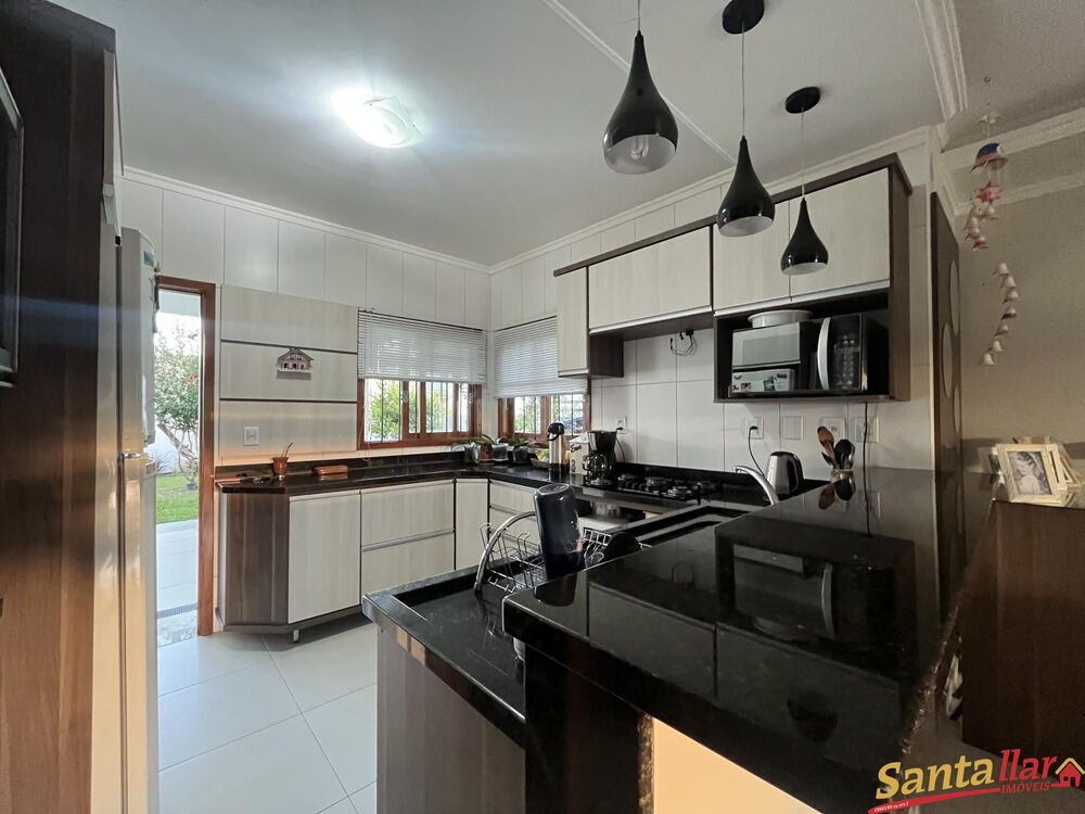 Casa, 3 quartos, 187 m² - Foto 2