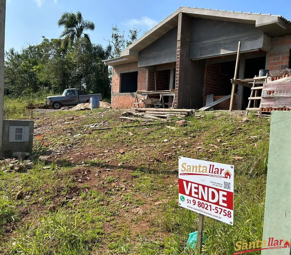 Casa à venda com 2 quartos, 62m² - Foto 2