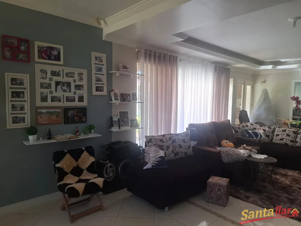 Casa, 3 quartos, 260 m² - Foto 1
