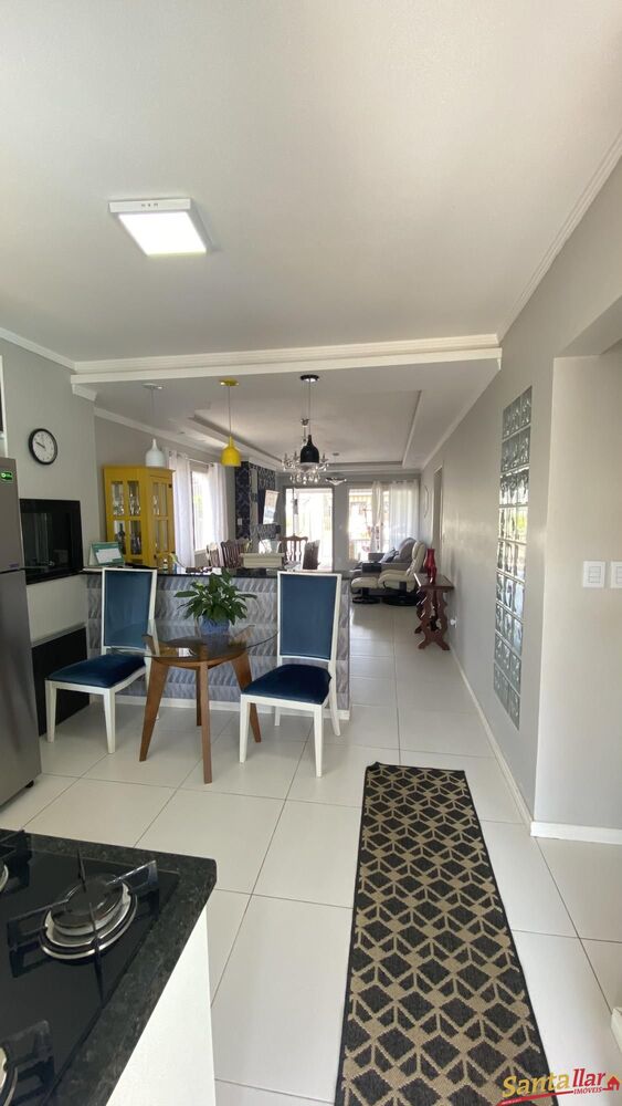 Casa, 3 quartos, 180 m² - Foto 1