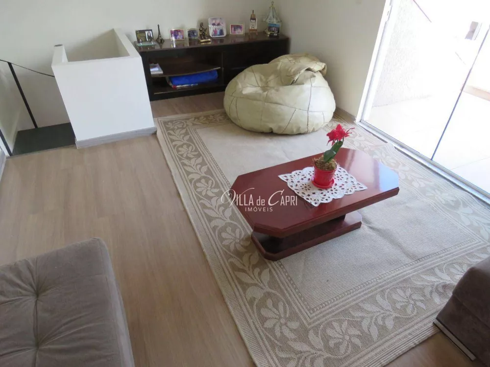 Casa, 3 quartos, 130 m² - Foto 2