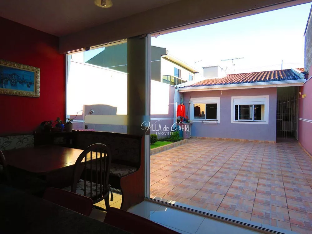 Casa, 3 quartos, 130 m² - Foto 1