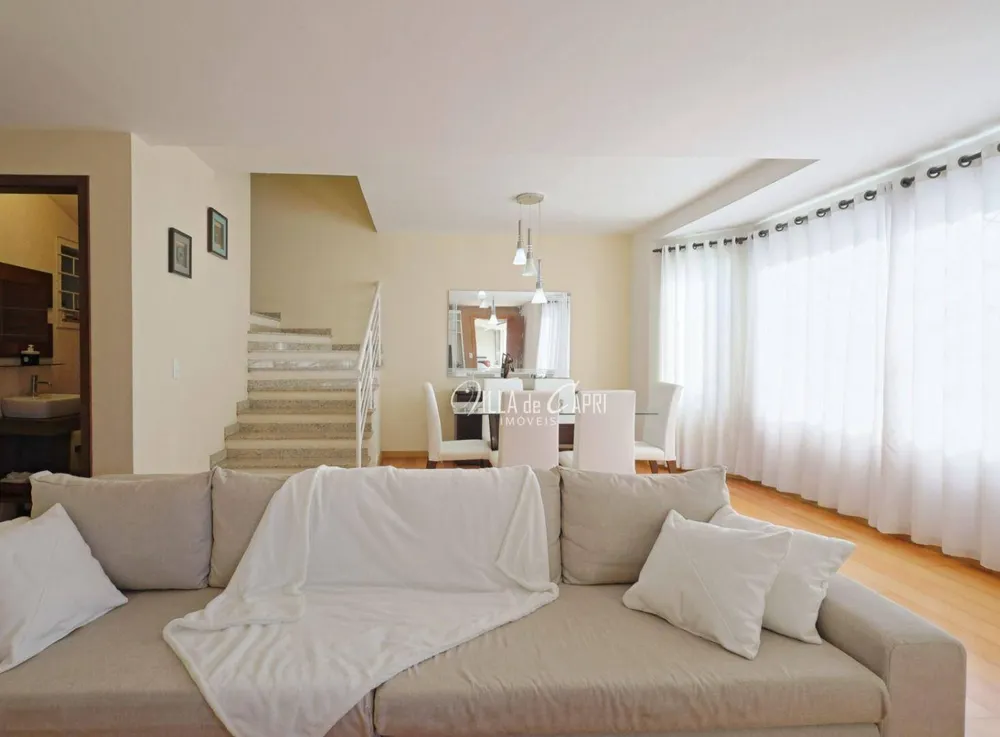 Sobrado, 4 quartos, 250 m² - Foto 1