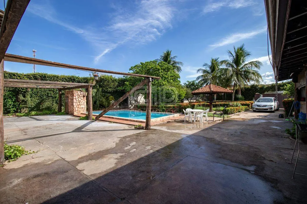 Casa, 4 quartos, 937 m² - Foto 2