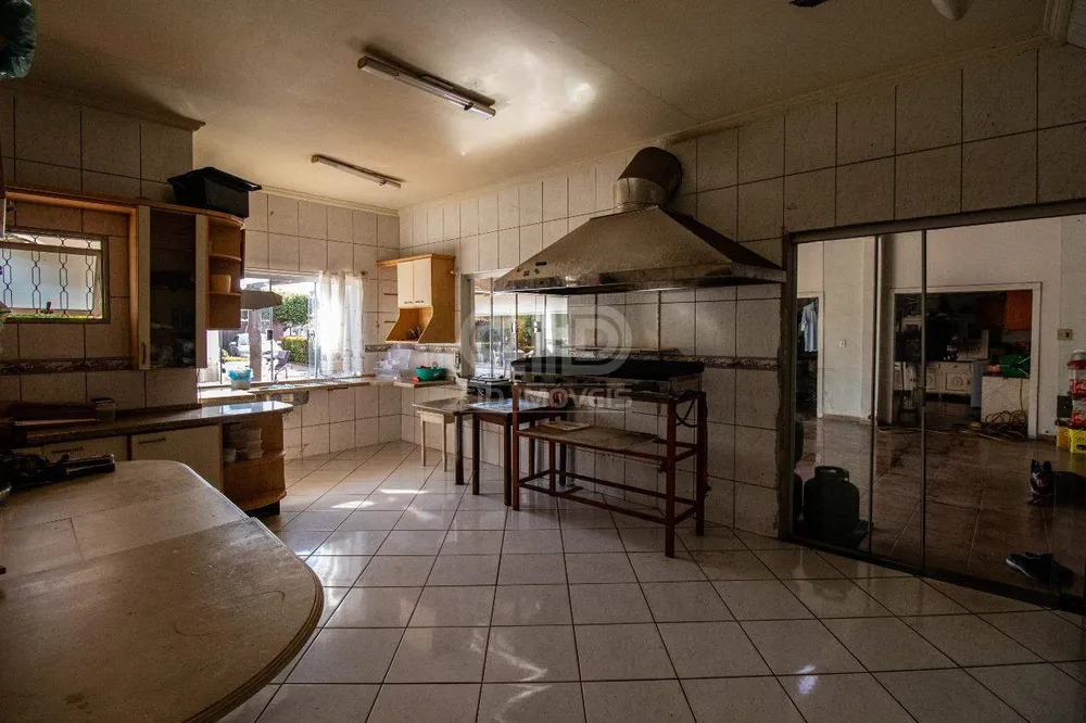 Casa, 4 quartos, 937 m² - Foto 5
