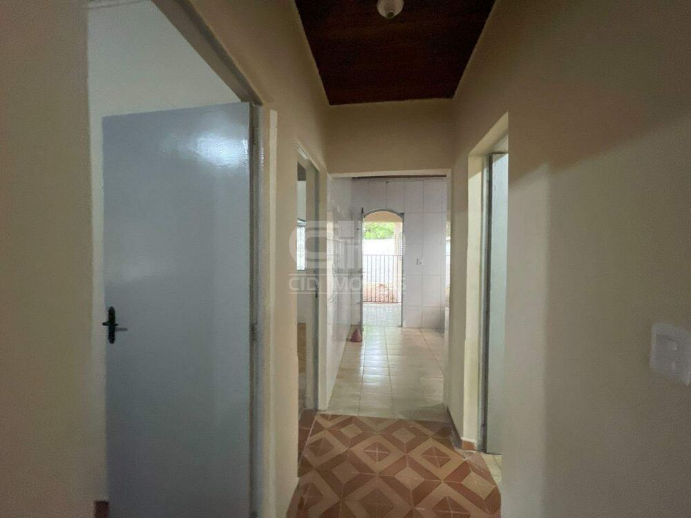 Casa para alugar com 3 quartos, 144m² - Foto 4