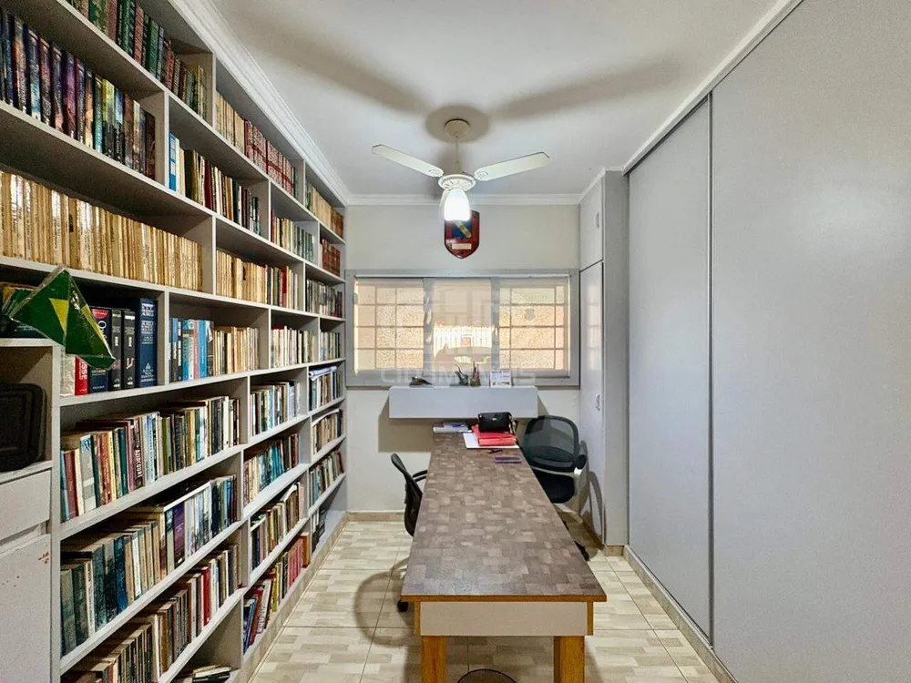 Casa, 3 quartos, 192 m² - Foto 4