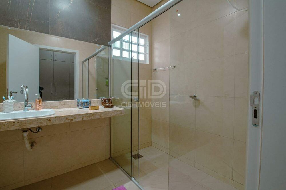 Casa, 3 quartos, 220 m² - Foto 19