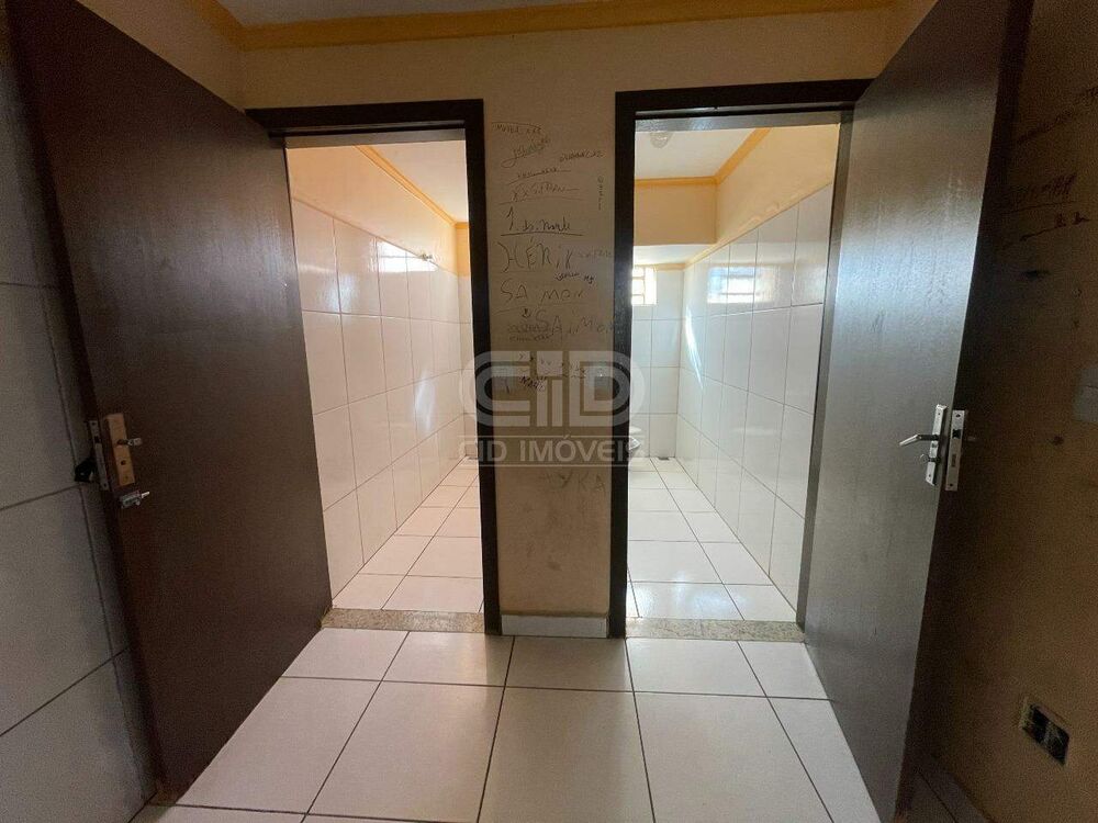 Prédio Inteiro para alugar, 548m² - Foto 2