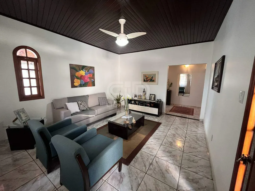 Casa, 3 quartos, 265 m² - Foto 3
