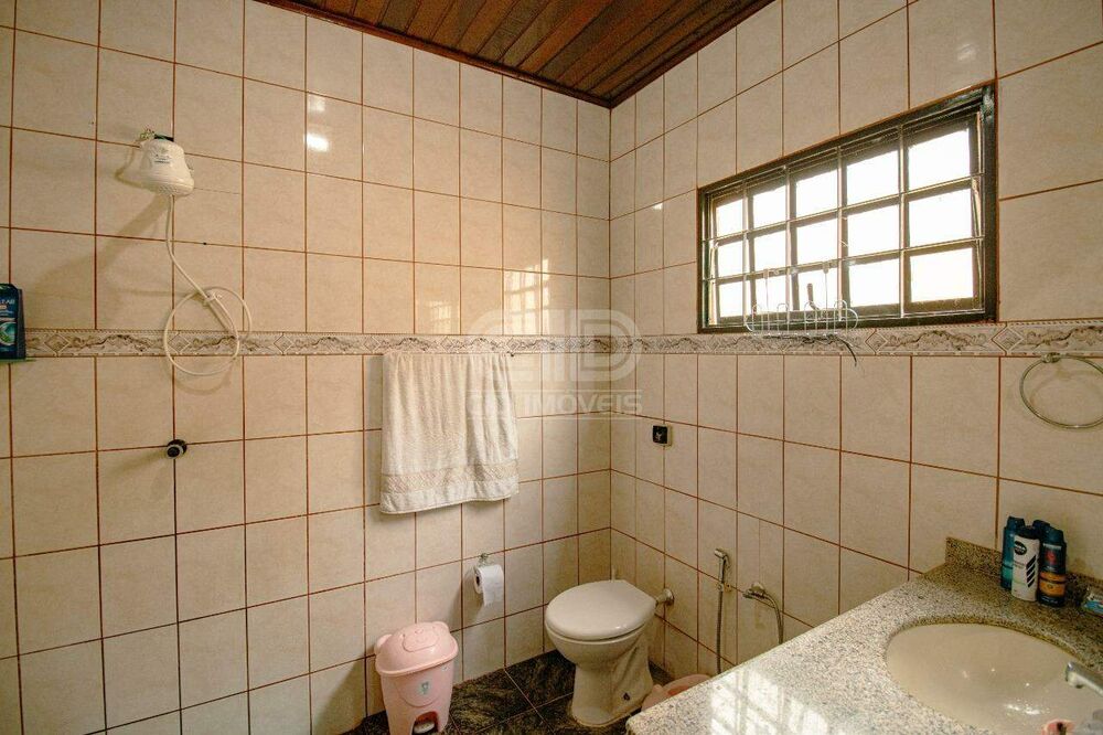Casa, 3 quartos, 137 m² - Foto 2