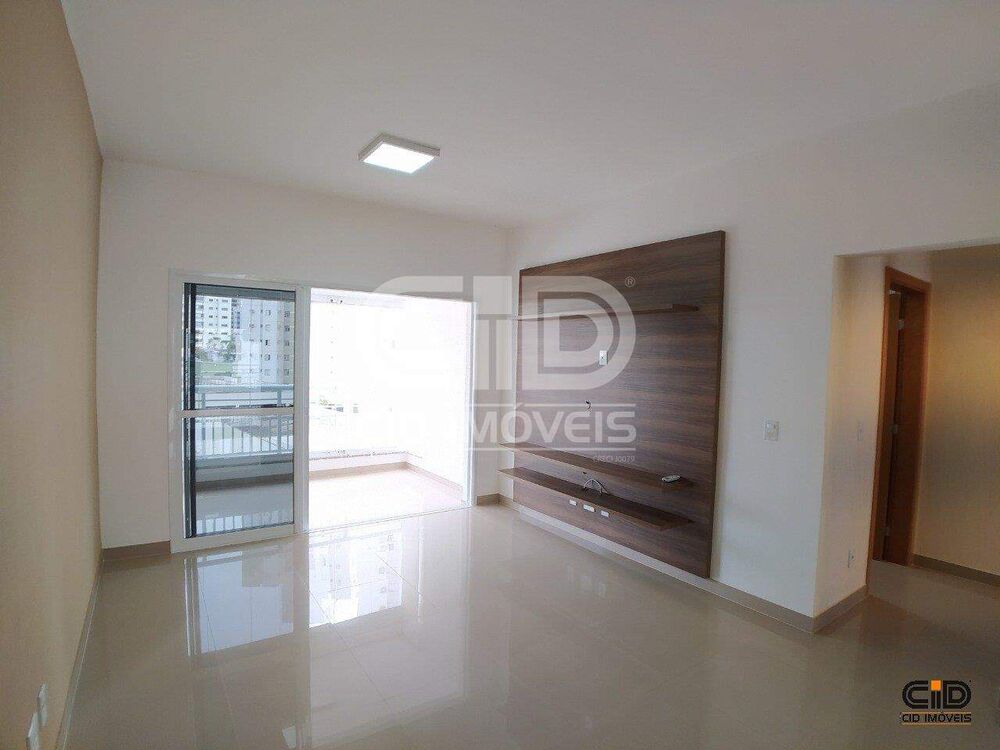 Apartamento à venda com 3 quartos, 114m² - Foto 1