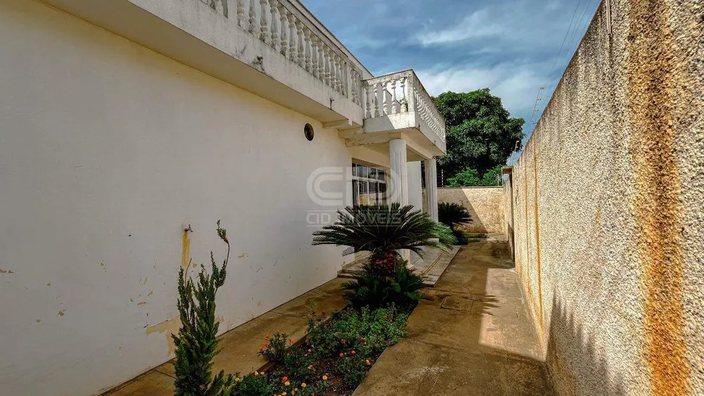Casa, 5 quartos, 269 m² - Foto 10