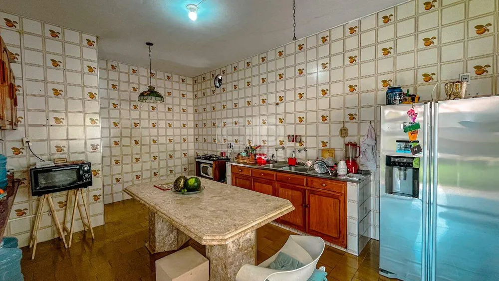 Casa, 5 quartos, 269 m² - Foto 3